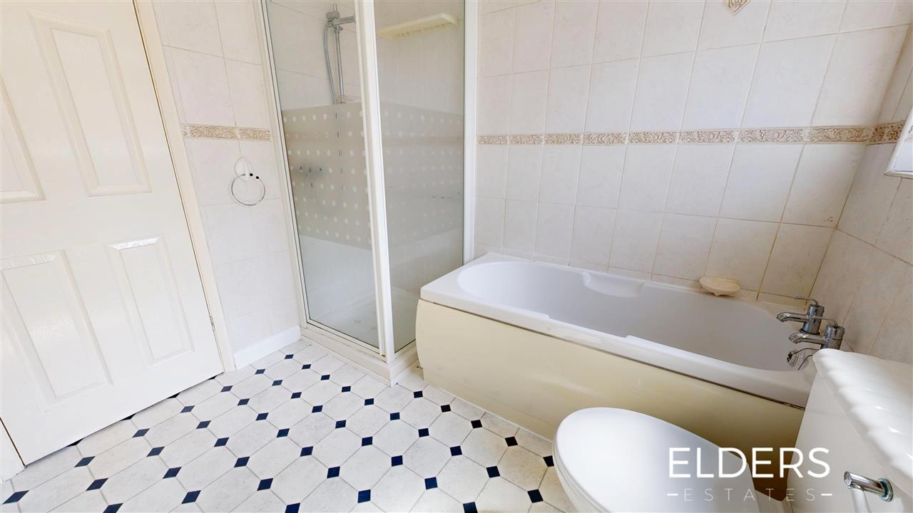 The Bungalow - Picture 9