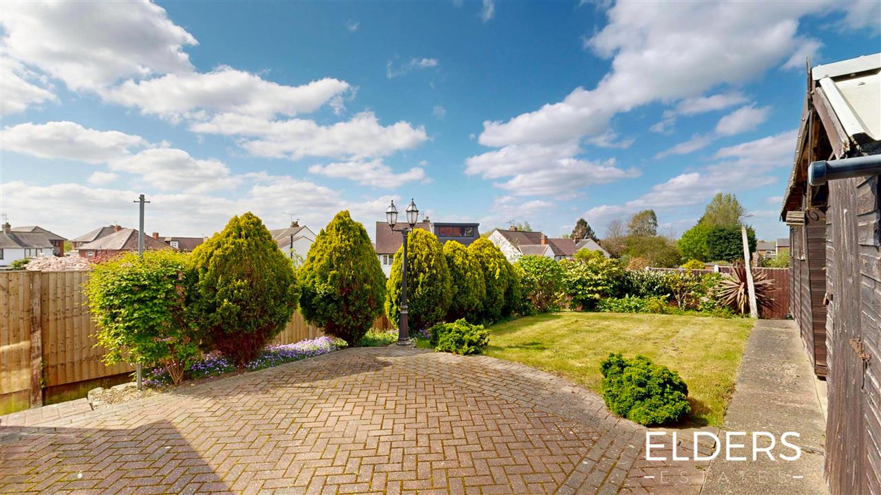 The Bungalow - Picture 10