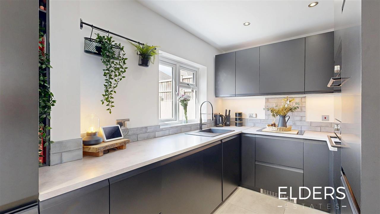 Flamstead Road - Picture 7