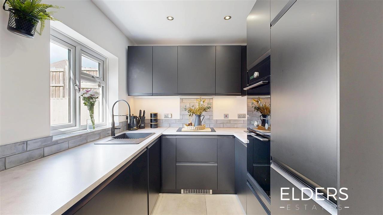 Flamstead Road - Picture 8