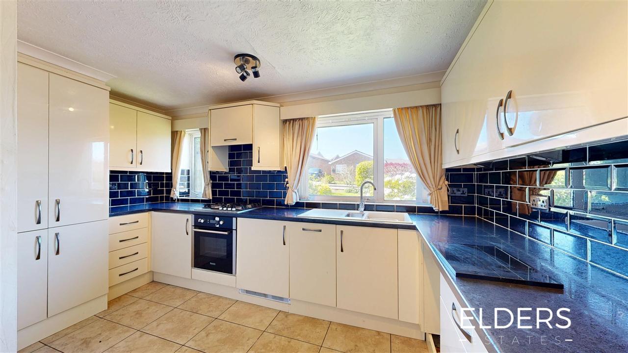 Nursery Avenue - Picture 10