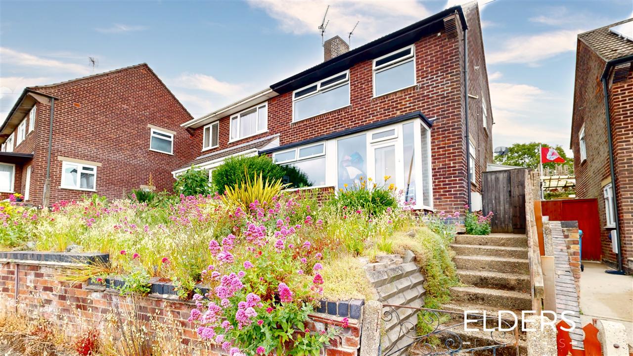 Kenilworth Drive - Picture 1