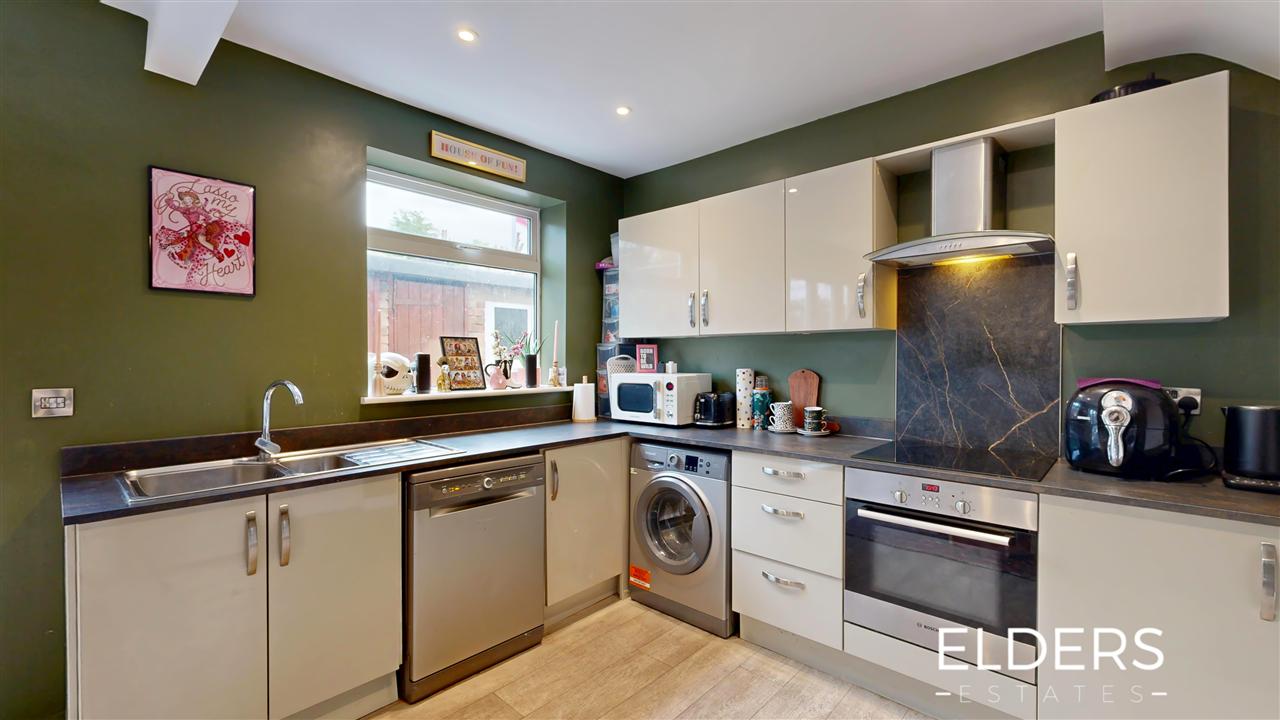 Kenilworth Drive - Picture 5