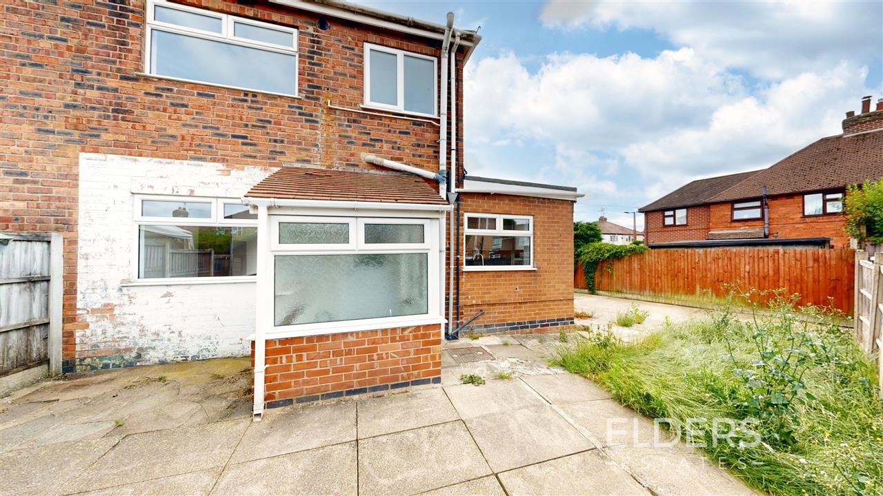 Derbyshire Drive - Picture 17