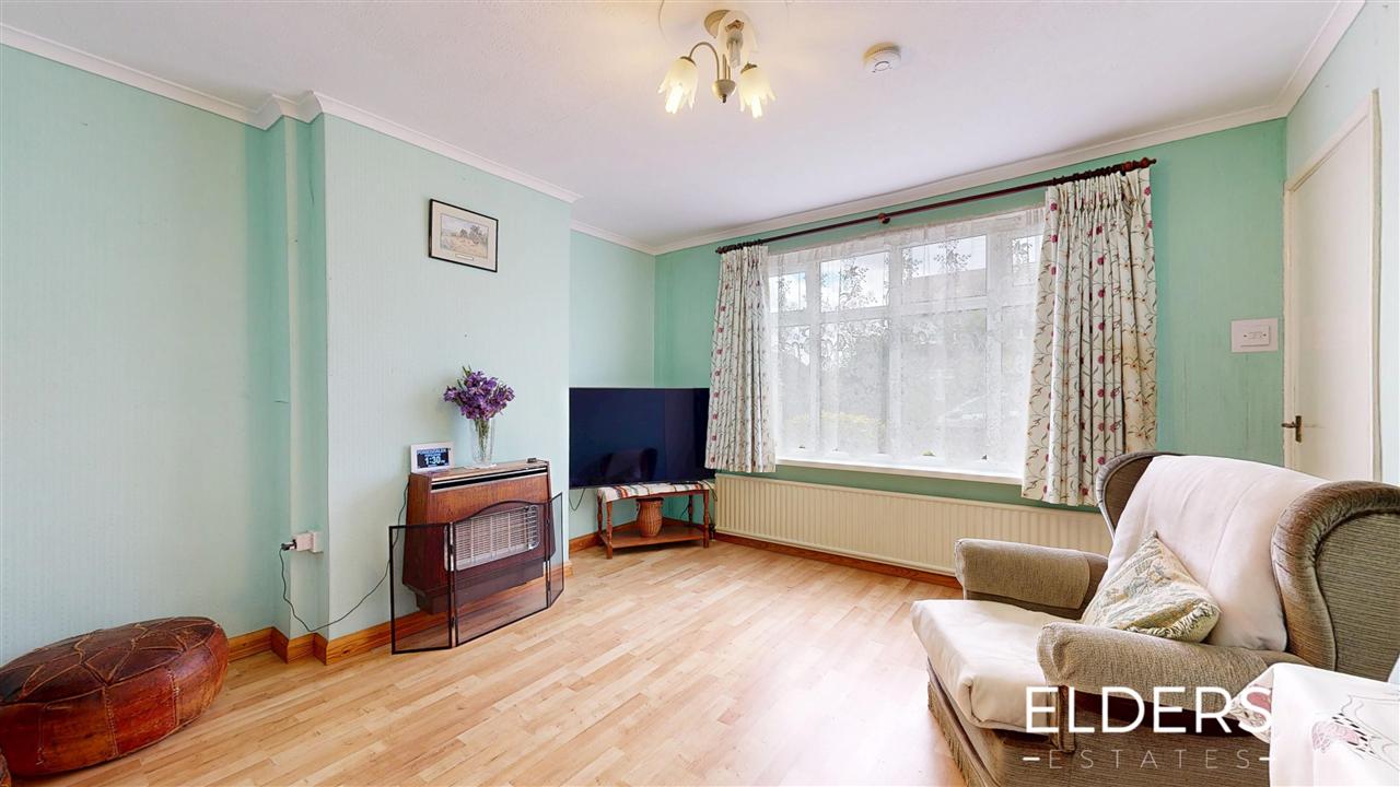 Holmefield Crescent - Picture 3