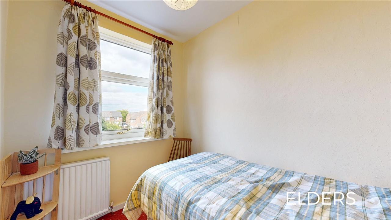 Holmefield Crescent - Picture 11