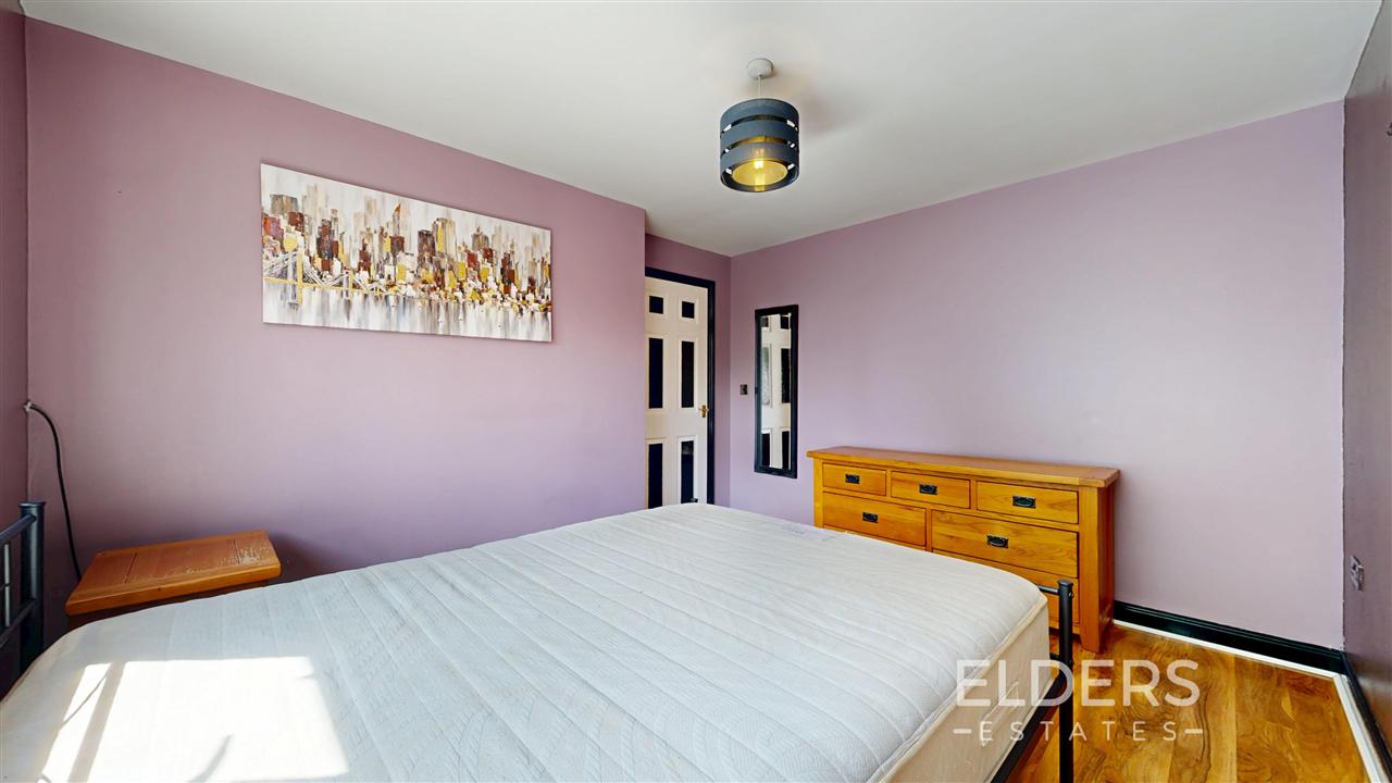 Armes Close - Picture 17