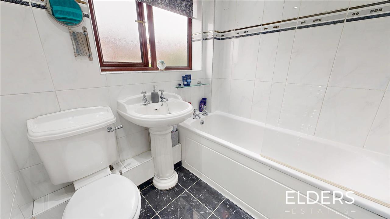 Boatmans Close - Picture 16