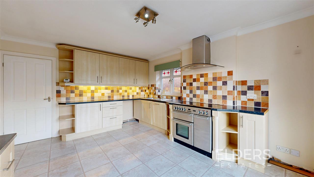 Nursery Avenue - Picture 4